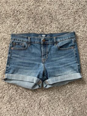 Old Navy Mid-Rise Rolled Hem Jean Shorts - Blue